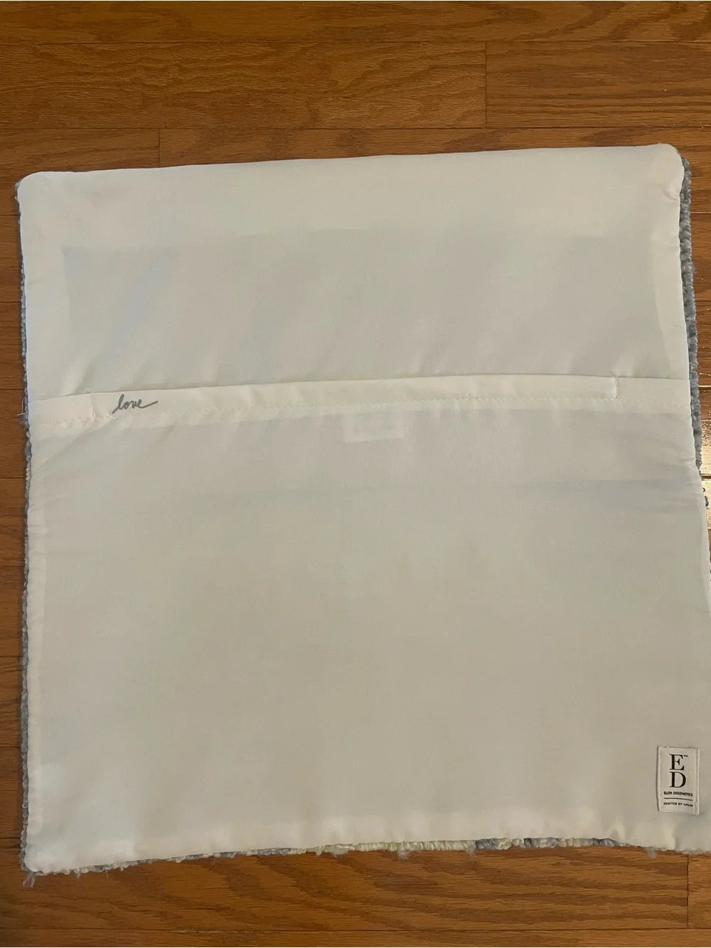 22”x22” Kindness Pillow Cover - Ellen Degeneres for Loiloi
